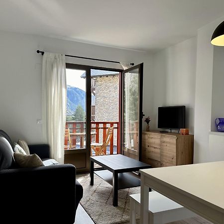 Tebarray ☆ Increibles Vistas, Terraza Y Garaje - Pirineos360 Apartment Sallent De Gallego Exterior photo
